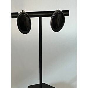 Vintage Sterling silver oval shape black onyx cabochon push back earrings